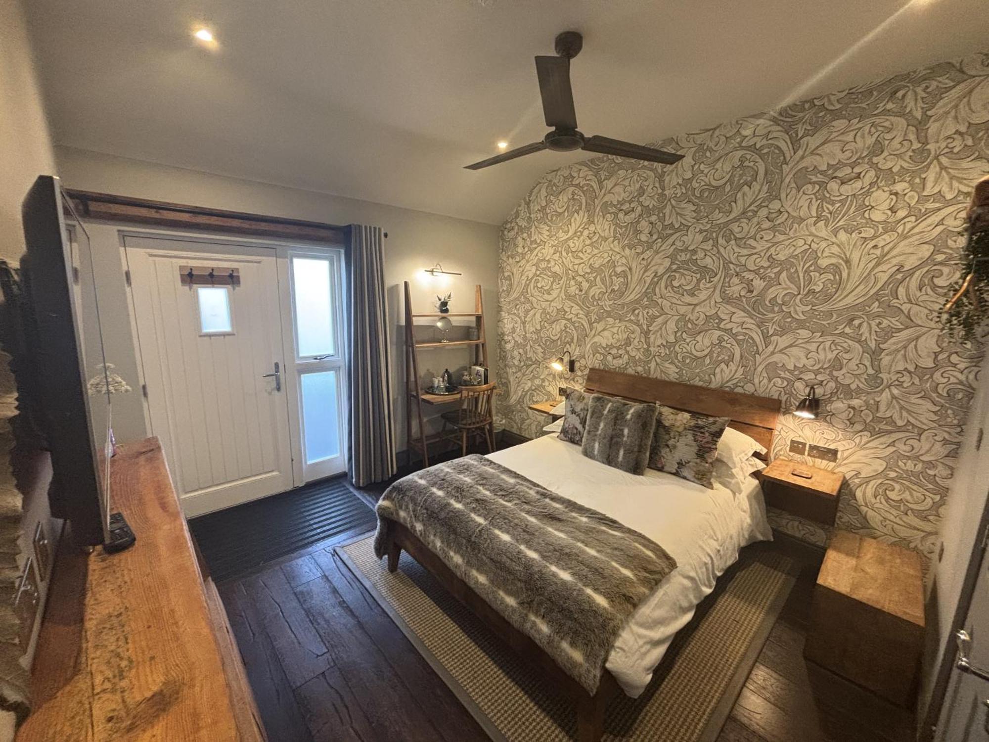 The George Inn Maulden Экстерьер фото